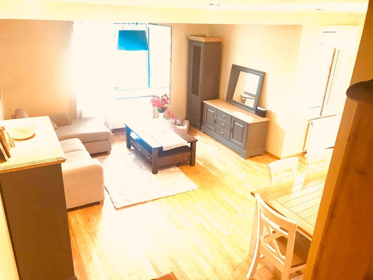 Cozy City Penthouse Apartment, Free Parking Tallinn Exterior foto