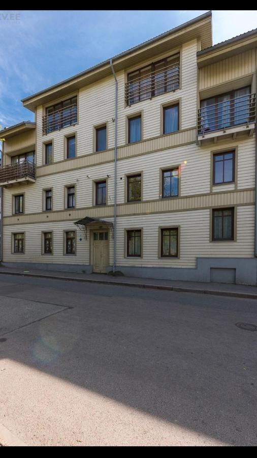 Cozy City Penthouse Apartment, Free Parking Tallinn Exterior foto